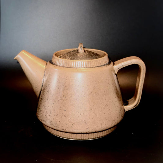 Knabstrup Nøddebo tekande – dansk stentøj 1966–1972,(Johannes Hansen) - Frøken Lilly