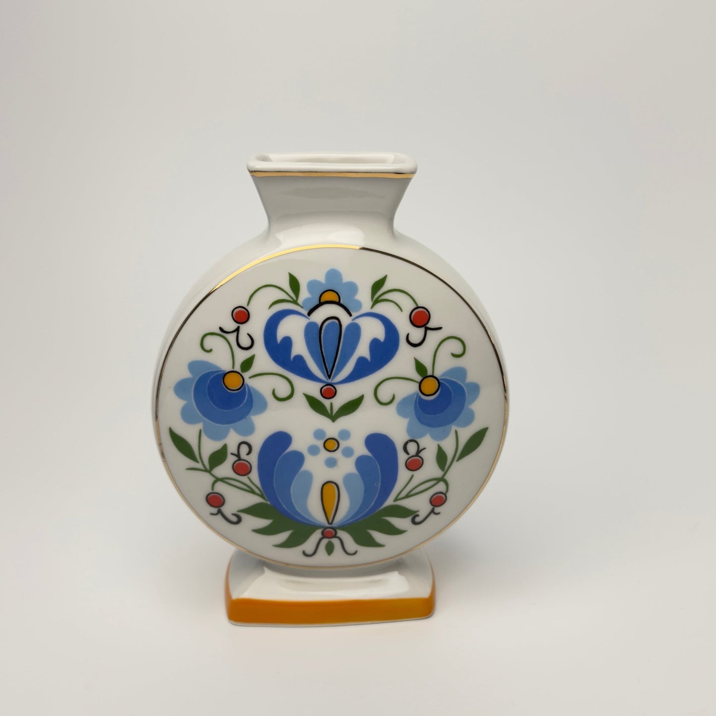 Lubiana kashubisk porcelænsvase blå folkedekor – vintage polen 1970’erne - Frøken Lilly