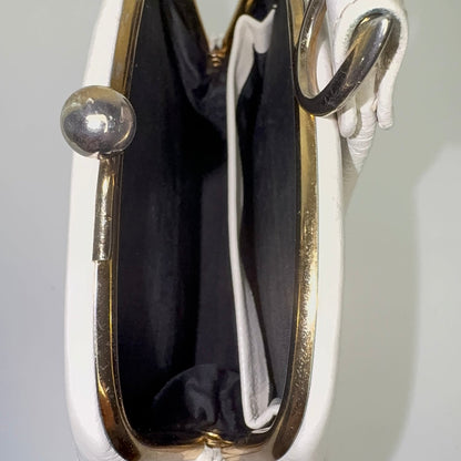 Skøn hvid clutch lædertaske med wristlet rem 1960