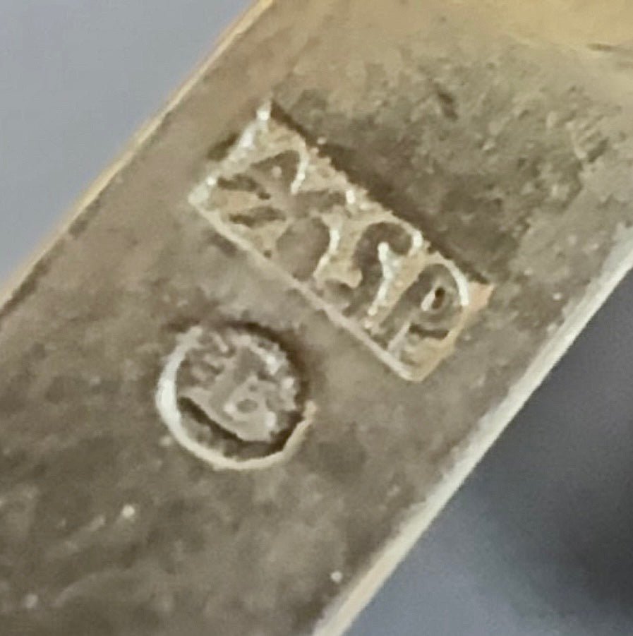 Svensk sølvbroche i 830 sølv fra 1937 - langrendsski Sam Pettersson - Frøken Lilly