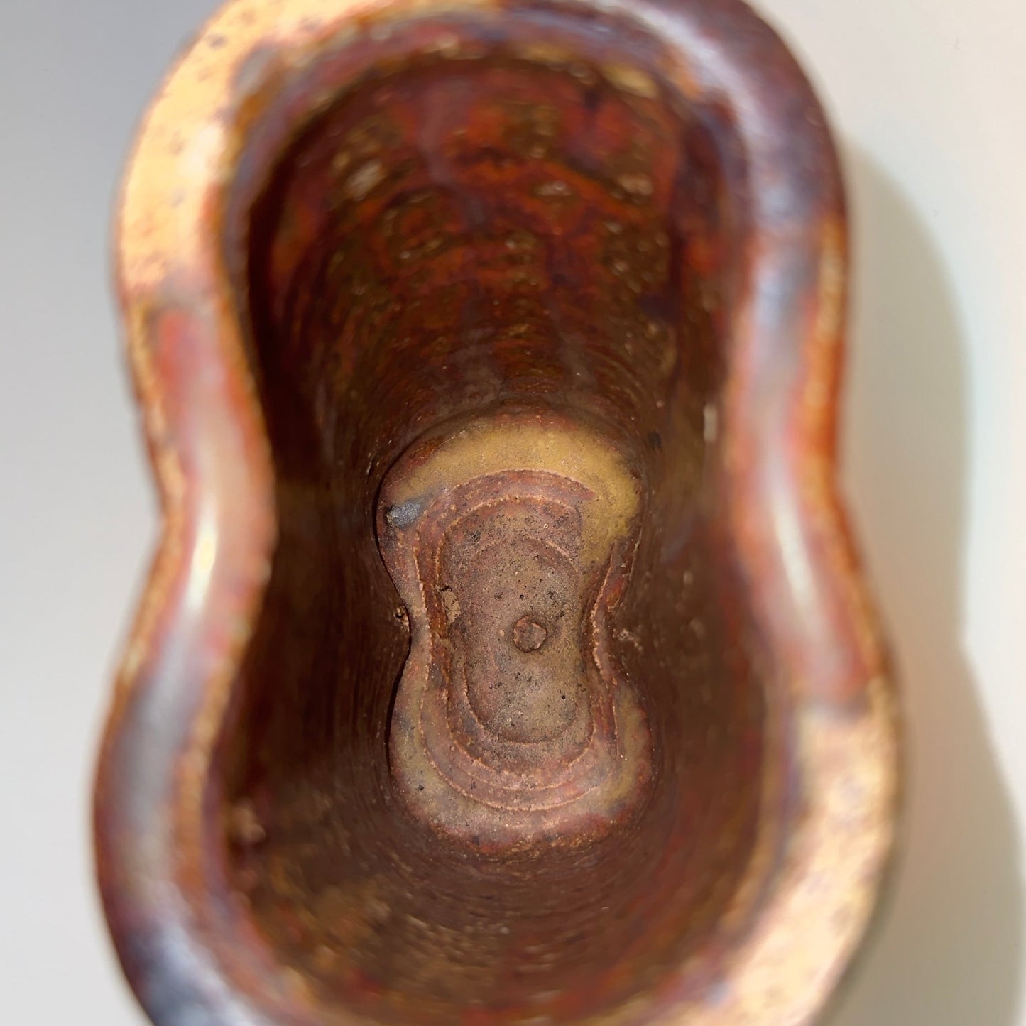 Tue Poulsen keramikvase i stentøj – organisk form, brun/sand glasur, 1960’erne - Frøken Lilly