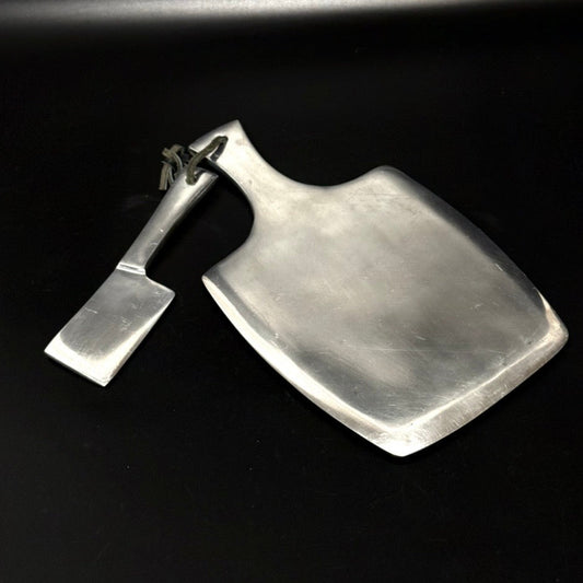 Vintage ostebræt med ostespade i aluminiumslegering - Frøken Lilly