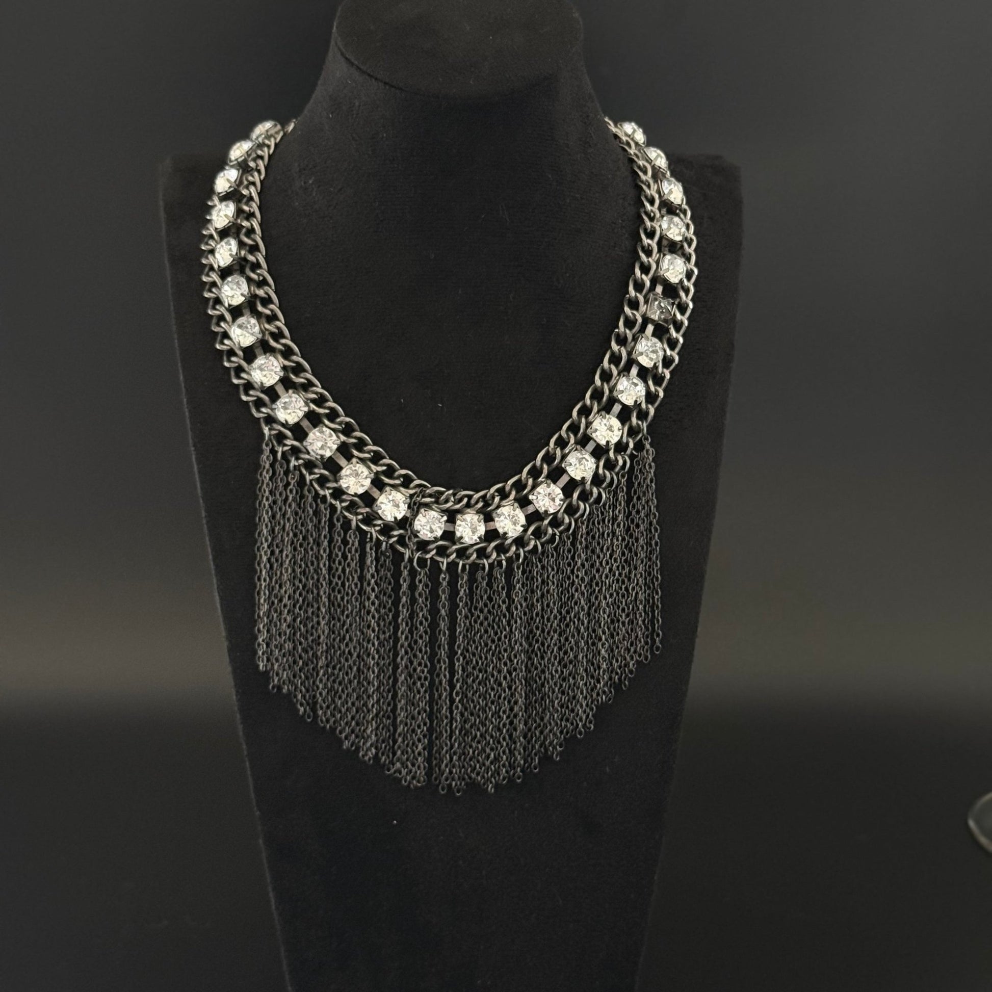 Vintage statement choker halskæde med kædefrynser og sten - Frøken Lilly